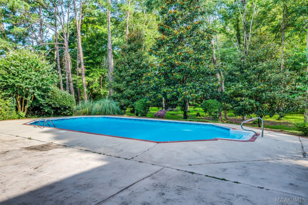 1000 Merrywood Drive