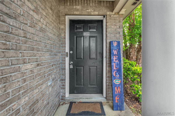 1309 Cameron Court