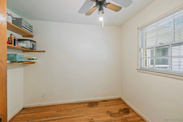 3607 Royal Crest Drive