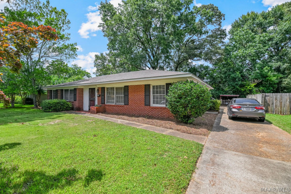 3607 Royal Crest Drive