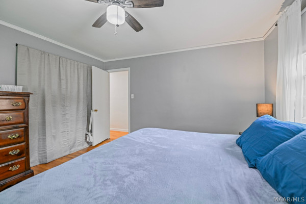 3607 Royal Crest Drive