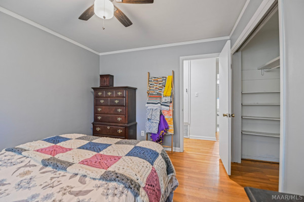 3607 Royal Crest Drive
