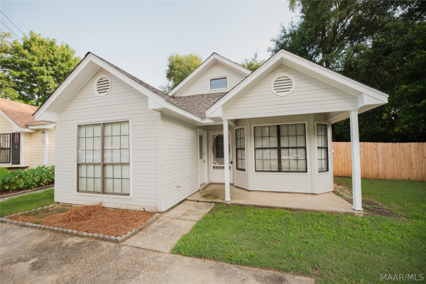 3808 PERRY HILL Court