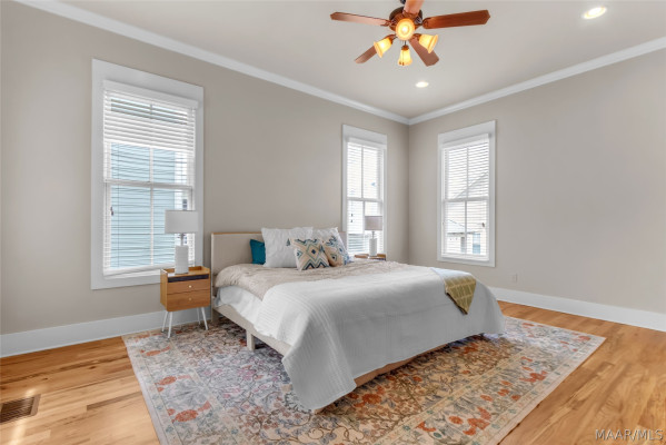 35 Bright Spot Street