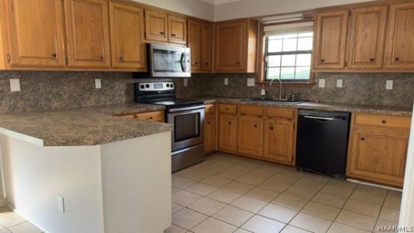 944 Silver Creek Circle