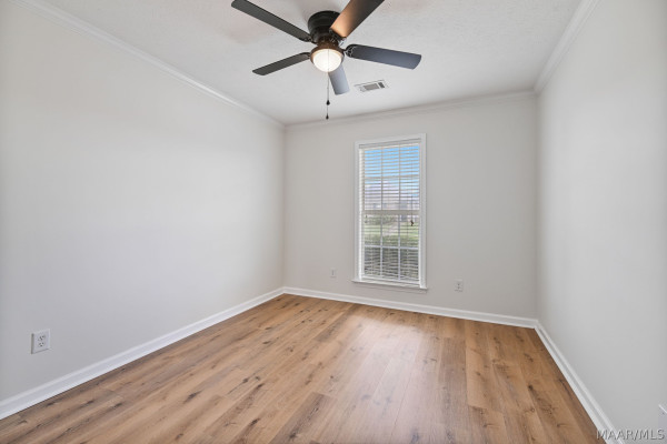 1332 Centerfield Court