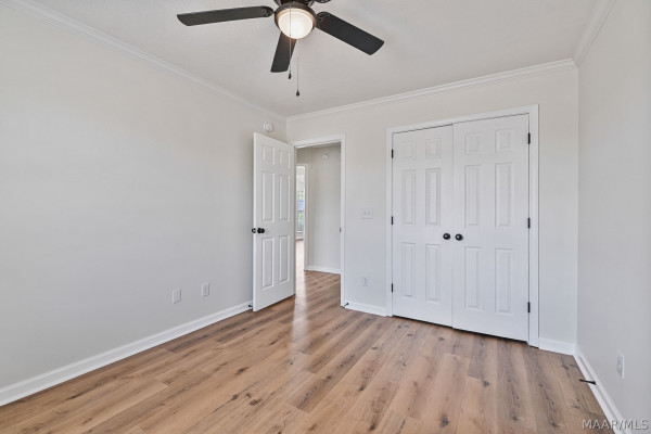 1332 Centerfield Court
