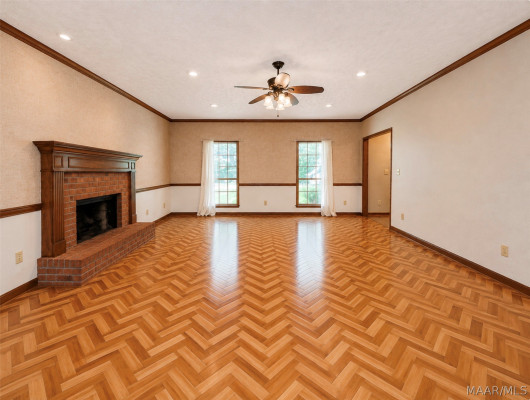 818 Fairwood Drive