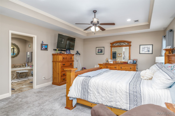 102 CANTERA Way