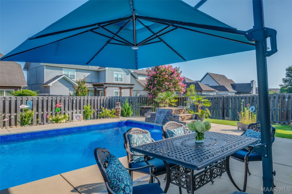 102 CANTERA Way