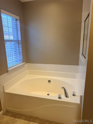 8718 Wildbriar Lane