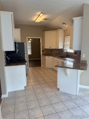 8718 Wildbriar Lane