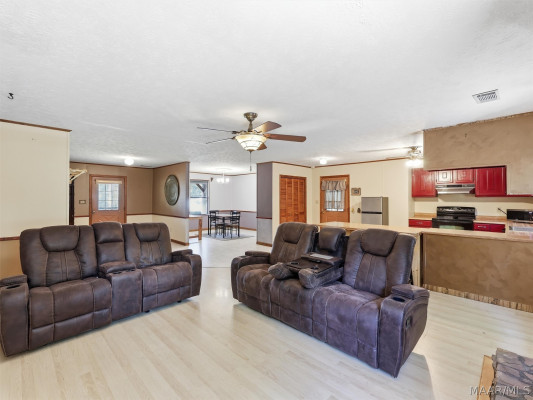1141 Grass Farm Road