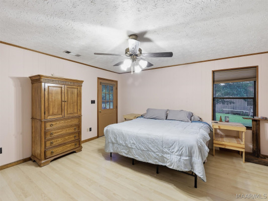 1141 Grass Farm Road