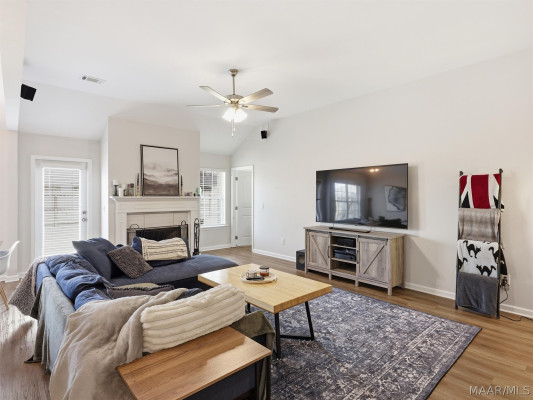 11 Zachary Circle