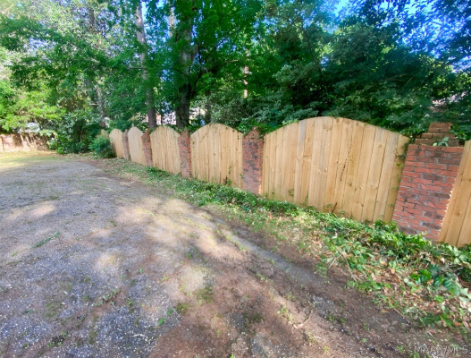 2712 Lansdowne Drive
