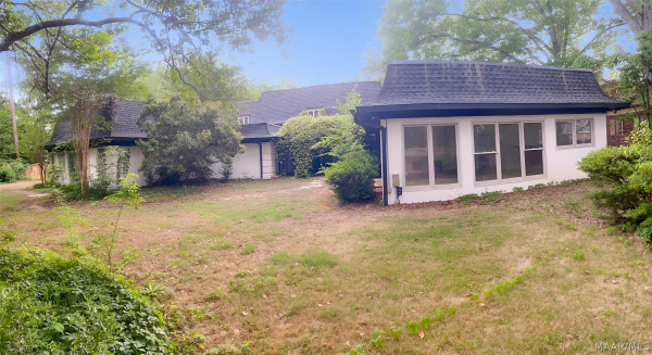 2712 Lansdowne Drive