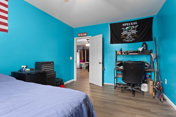 105 Lakeview Court