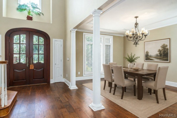 6100 HENLEY HEDGE Court