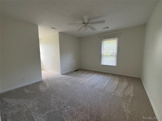 8618 STURBRIDGE Drive