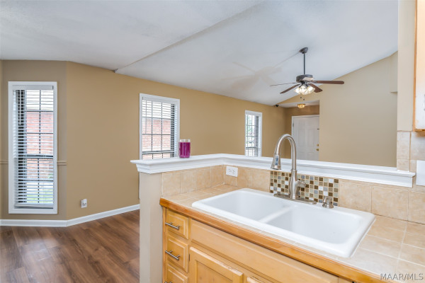 6825 Canter Trail
