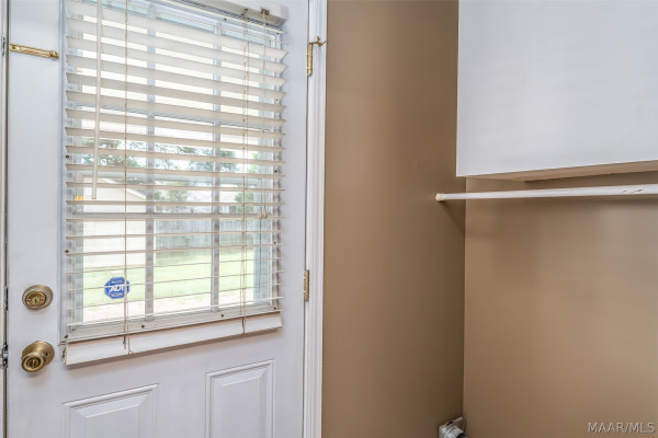 6825 Canter Trail
