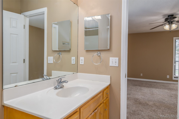 6825 Canter Trail