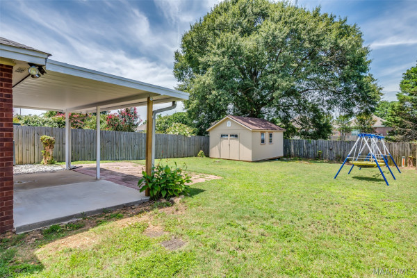 6825 Canter Trail