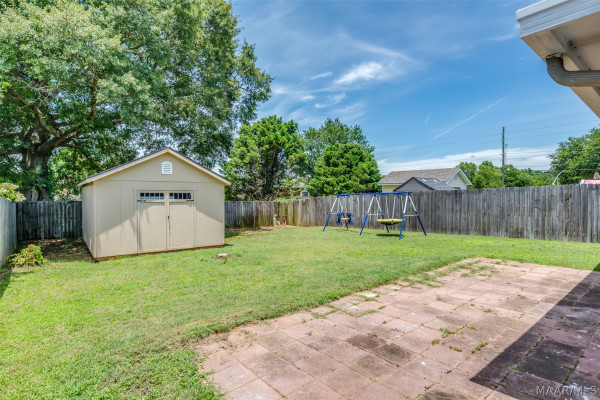 6825 Canter Trail