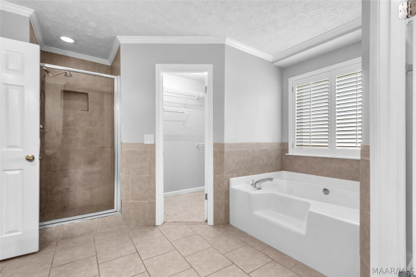 1849 Woodmere Loop