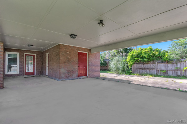 1849 Woodmere Loop