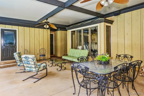 9171 VAUGHN Road
