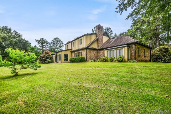 9171 VAUGHN Road