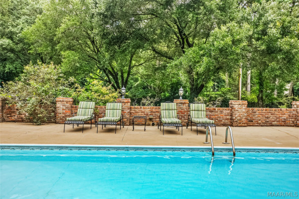 9171 VAUGHN Road
