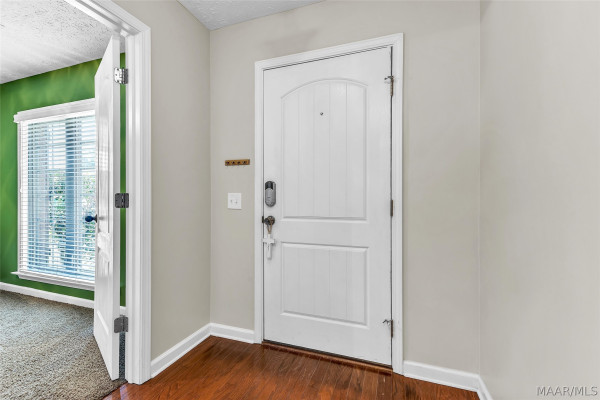 190 RIDGEVIEW Drive