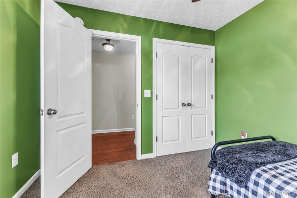 190 RIDGEVIEW Drive