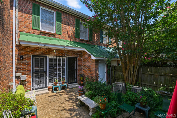 2060 Hazel Hedge Lane