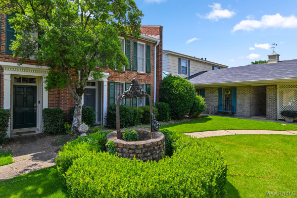 2060 Hazel Hedge Lane
