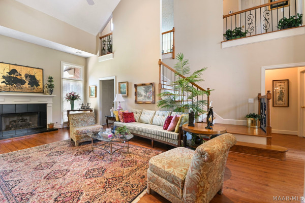 8924 GREEN CHASE Drive