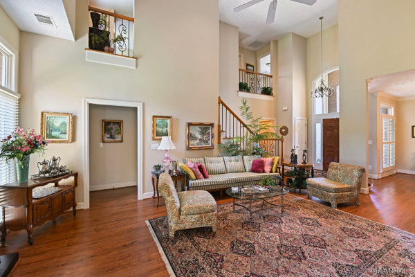 8924 GREEN CHASE Drive