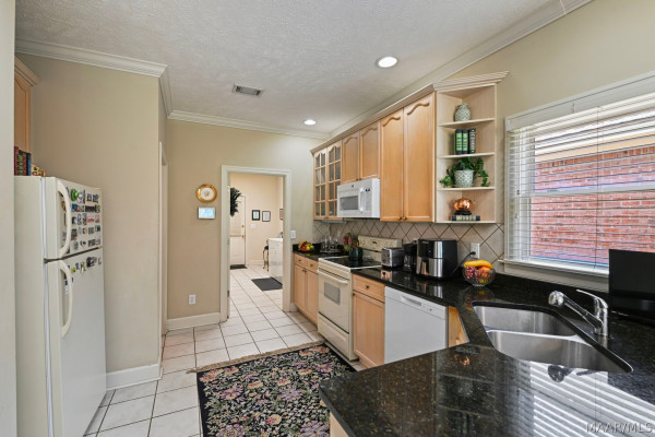 8924 GREEN CHASE Drive