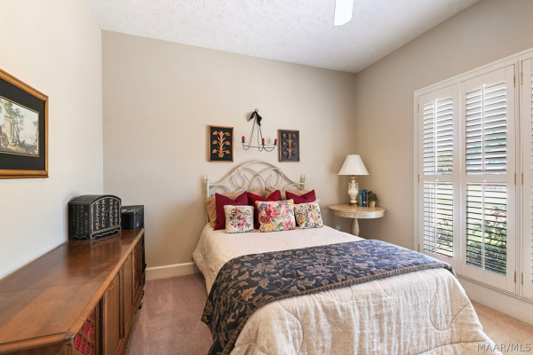 8924 GREEN CHASE Drive