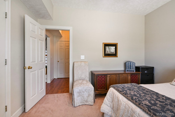 8924 GREEN CHASE Drive