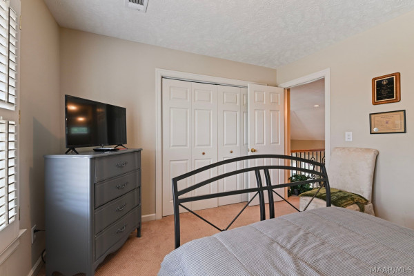 8924 GREEN CHASE Drive