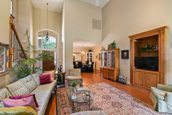 8924 GREEN CHASE Drive