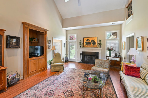8924 GREEN CHASE Drive