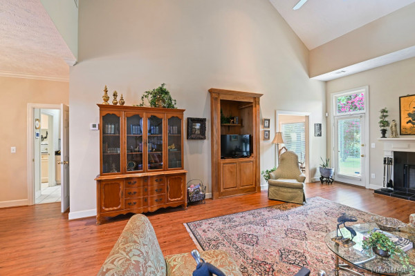 8924 GREEN CHASE Drive