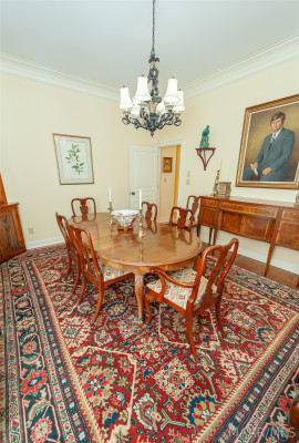 3408 Oak Grove Circle