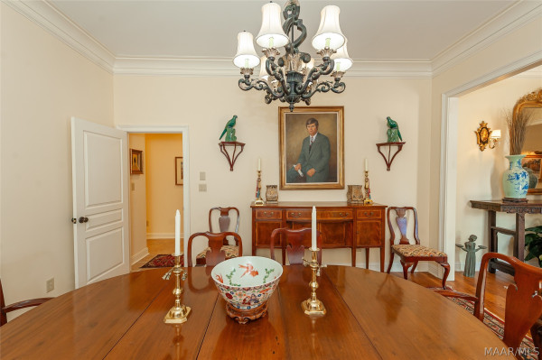 3408 Oak Grove Circle