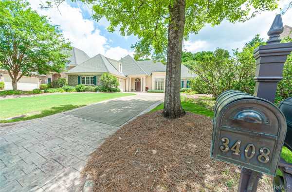 3408 Oak Grove Circle